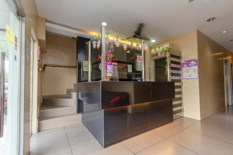 Oyo 1010 Skudai Hotel מראה חיצוני תמונה