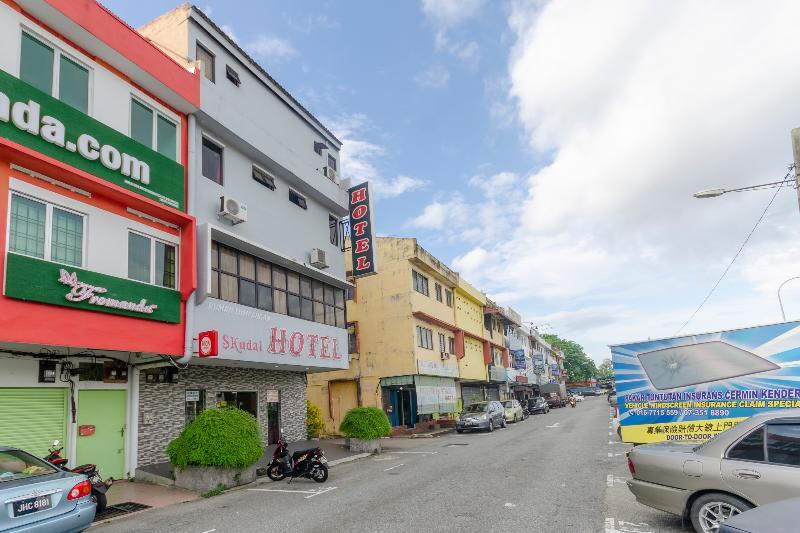 Oyo 1010 Skudai Hotel מראה חיצוני תמונה